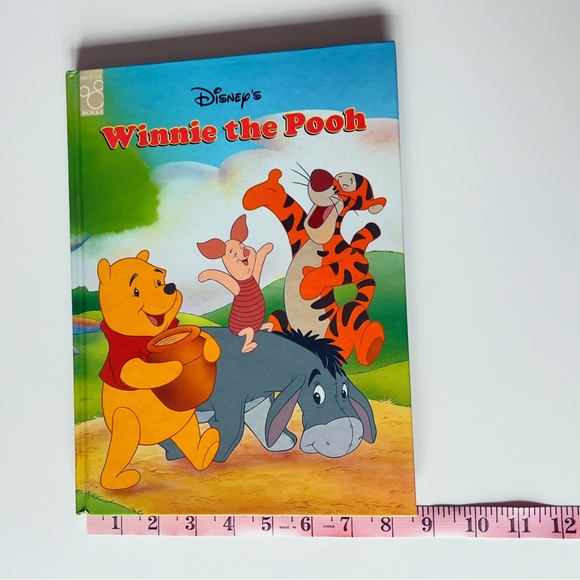 Disney's Winnie the Pooh Children's Book - Picture 8 of 9